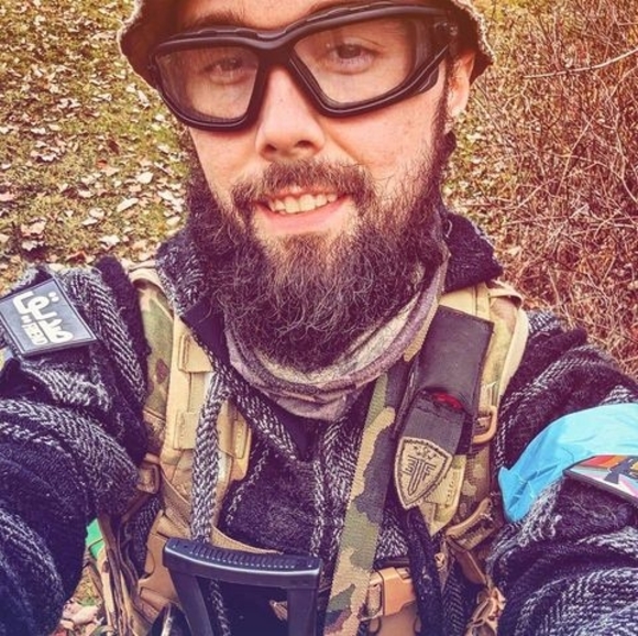 Meet your Posher, Ethan - Picture 1 of 1